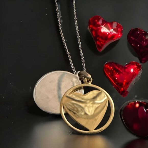 GOLD VERMEIL /SSILVER PENDANT HEART NECKLACE - Picture 1 of 8